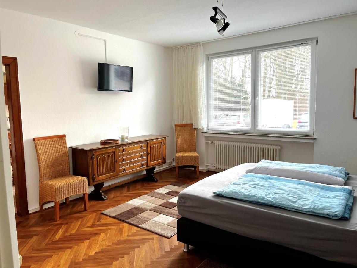 Modern-Vintage Apartment ออสแทร์โฮลซ์-ชาร์มเบค ภายนอก รูปภาพ